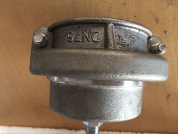 Zihinsel 75mm Pvc Plastik Boru Uç Kapakları Yarım Yuvarlak Pot Şekli Nikel Kaplama Yüzeyi